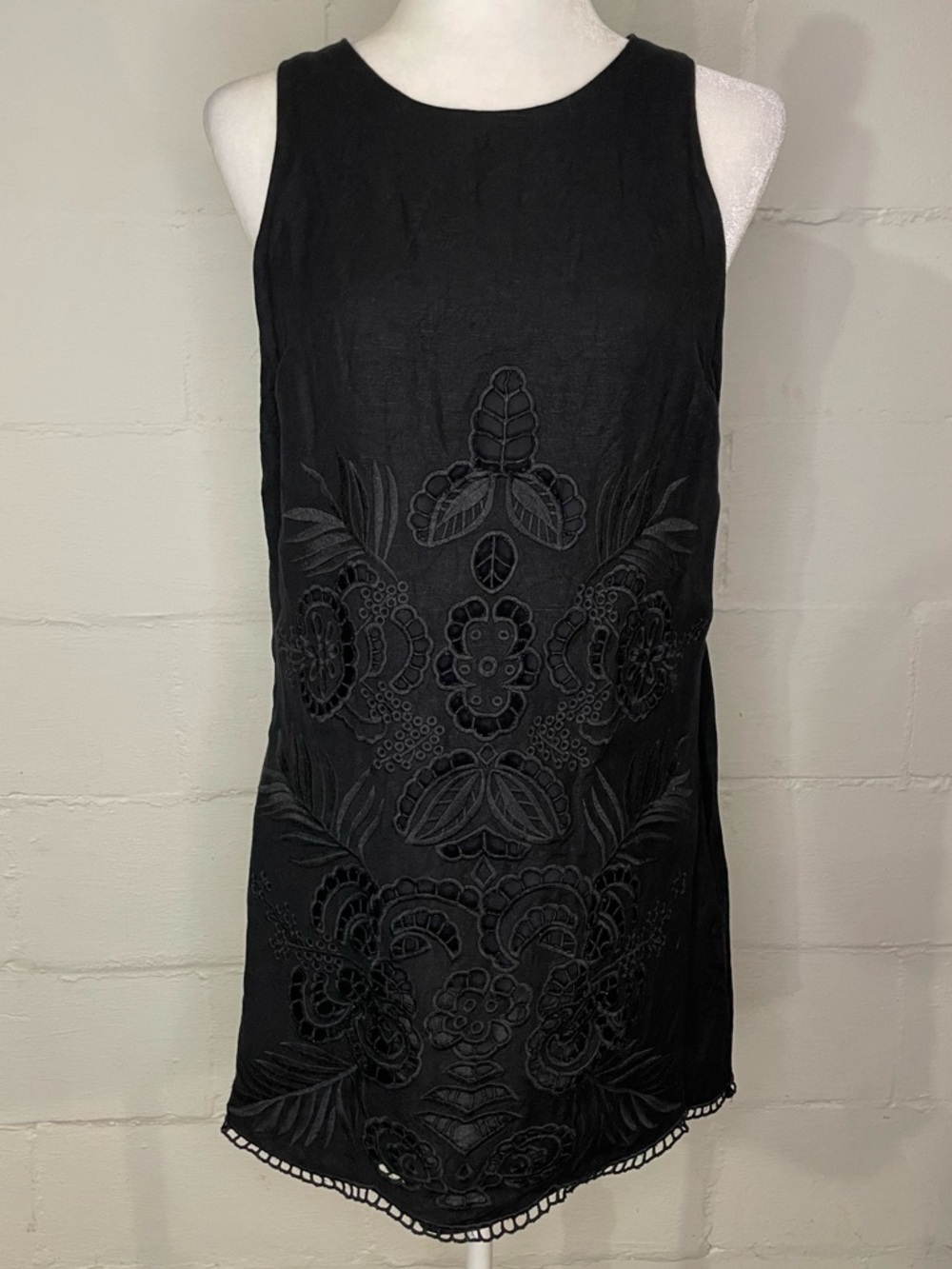 Sanctuary Black Embroidered Sleeveless Mini Dress